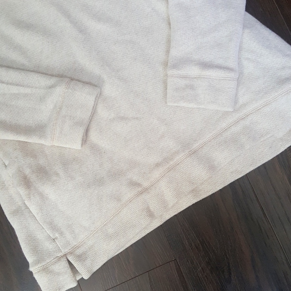 *SOLD* J. CREW Beige Sweater sz L - Picture 4 of 7